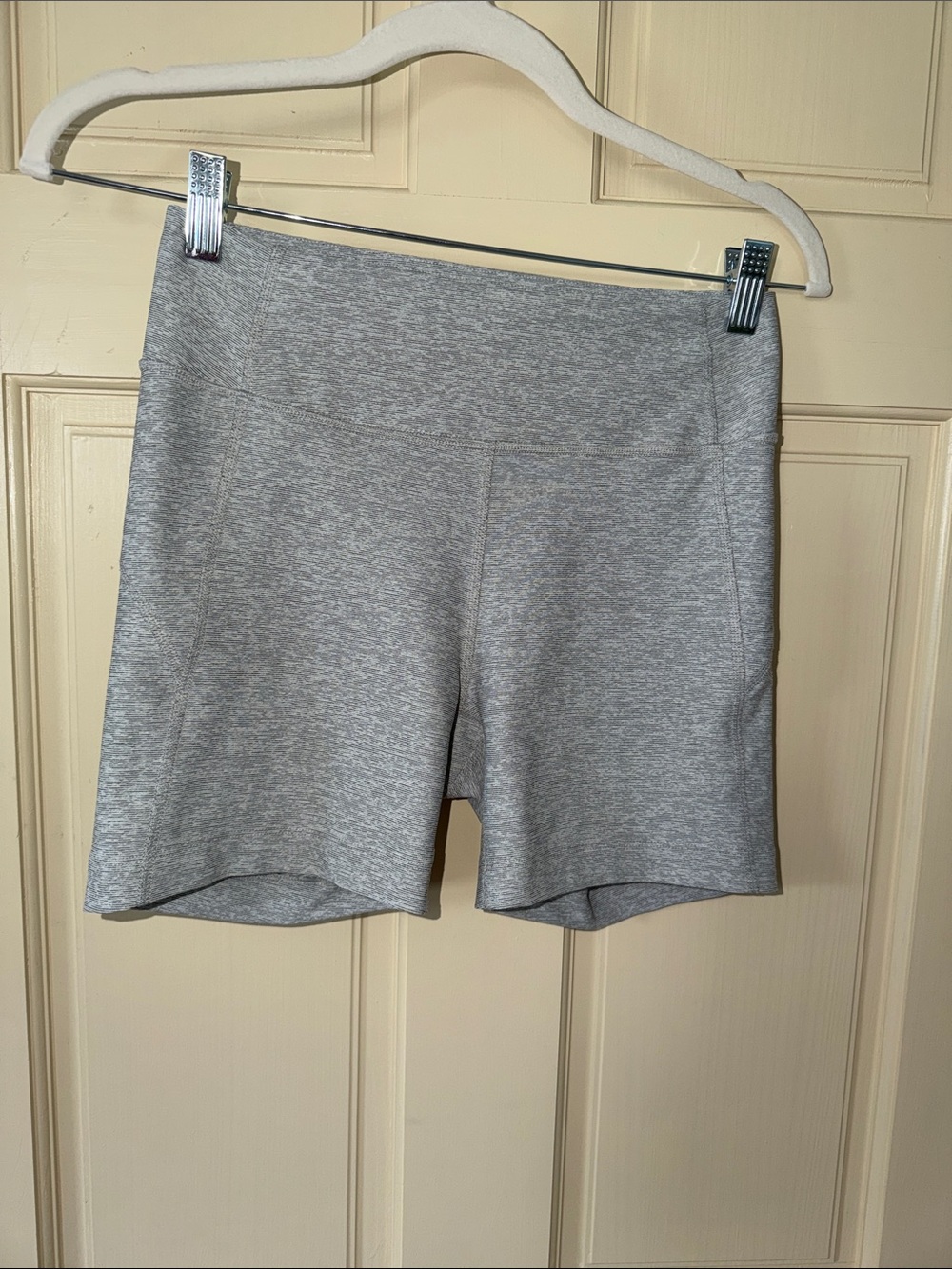 Outdoor Voices Light Gray Women's Bike Shorts